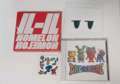 特别开心能拿到这次的CD，积木的新专我已经期待太久了，拿到手后立马听了，好多音乐的编排都还是好抓我的耳朵。dreamers四人合作术专也好可爱，初期demo0.0更是从煤炉切了好久才切到T T一直在用挖煤姬切CD，实在太好用了，长久以来都是好评~