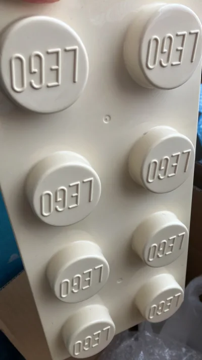 前两天收到的一箱，外箱干净无压坏，箱子不算大，箱内物品不多，泡泡纸里面塞了很多，保护到位，期待下一箱。