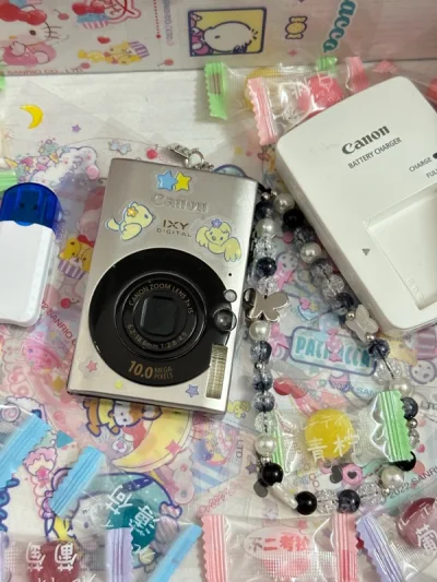 这次海淘一共三个ccd，每个成色都非常新，而且功能正常，其中佳能ixy digtal 110is非常非常新，颜值很高，第一次拍卖买到的ixy digtal 910is也很新，功能正常，商品不过总体还是不错的，海运一个月时间也没有很长。这单没有被税。我之前收藏想买很久...