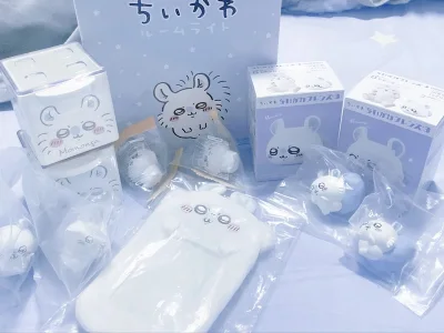 現在我有莫莫咖我很喜歡莫莫咖但是, 我是飞鼠奴, 一天看不到飞鼠就想发疯, 飞鼠是天, 飞鼠是地, 飞鼠为我顶天立地! 有飞鼠, 再苦的生活也不觉得累了; 有飞鼠, 再大的险阻也无所畏; 有飞鼠, 再大的波折也不担忧, 有飞鼠就是幸福, 看不到飞鼠的每分每秒都是折磨...