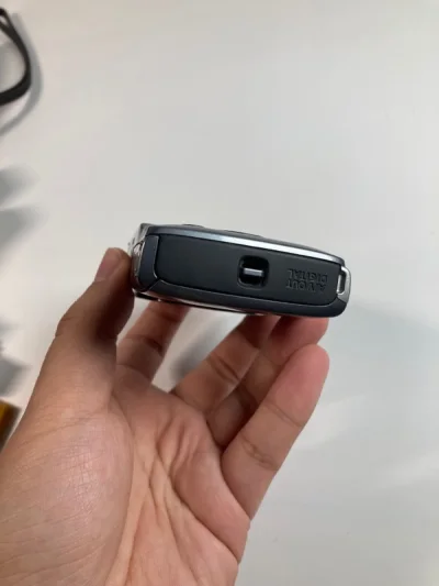 安全下车，买的4台相机都保存的很好，基本上都很新，没怎么损坏的就回来了，快递大概1个月的时间，感觉这个app越来越用心了，下次继续用它。