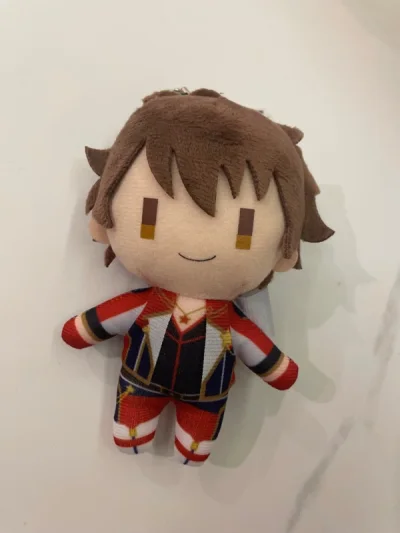 es的努努真的有点魔力
第一单在挖煤姬切了新丑娃
这一单就入了旧丑娃和美娃
这次是切的平台，
因为骏河屋没有实拍还有点忐忑
但收到发现都是萌萌的宝宝
虽然状态是中古但并没有什么瑕疵
总之就是特别喜欢～
竹蜻蜓也是一如既往地方便省心！
给宝宝们拍了大集合的合照嘿嘿