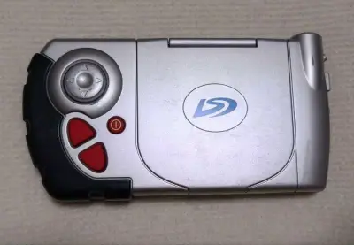 非常满意的一次购物体验！这家店的商品质量非常好，客服也非常专业和耐心。物流速度也很快，包装仔细，没有任何破损。下次还会再来光顾！