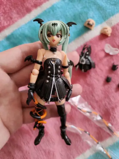 这次购物体验很nice,活动优惠也很不错，能买到心仪的东西真是太棒了,竹蜻蜓速度也可以,打包也很扎实,玩具很完美,很帅，涂装很正,而且价位很合适。把玩上手也很不错。一次很完美的购物体验