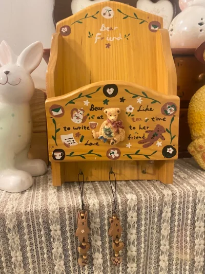 合单了接近十个东西，不出意外被税了100块……不过东西能安全到达就好，物有所值！不知道是多少单，感谢挖煤姬，让我能淘到喜欢的东西！不过这次东西有磕碰，不知道是哪里出了问题，有可能日本国内运输问题，因为挖煤姬包装都是可以放心的！很严实，我也加固了，所以我也没找理赔了