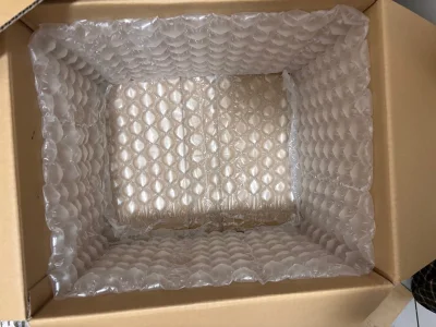 这箱盒箱超出我的预估了，然后拿到发现是个超级大箱子，泡泡纸放多了，还有很多空间，要是有小一点合适的箱子就好了，可能可以缩小一梯度的运费。