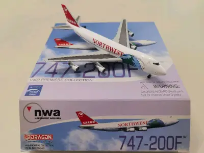 总体来说这次购买的体验还不错，东西质量基本可以接受，内外的包装也非常不错，全部安全到达，非常的满意。