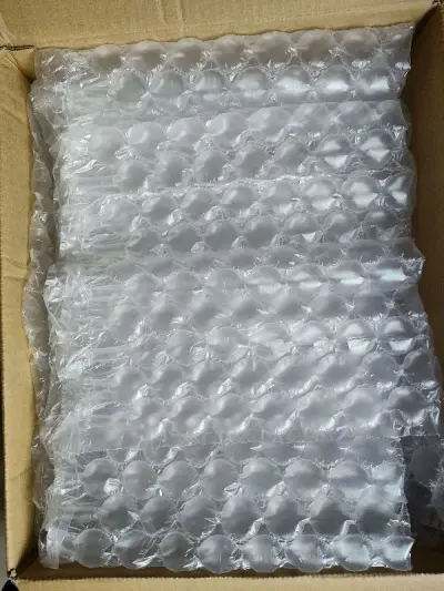 这次比较多好大一箱，还是选择的海运，30天拿到手了， 时效还是不错哦，最主要打包的确实挺好的 ，内外包装无损坏 ，泡泡加固，内物完好，无损坏， 不错、不错！