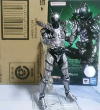 趁着blacksun播放的热度，进行了影月和黑日的shf购入，非常的帅气，这算是最喜欢的2023剧集之一，也期待能够推出更多的黑日周边产品