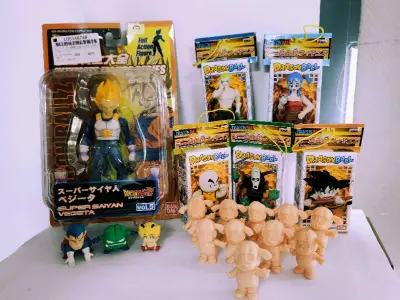 最近快递到的很密，
看来十月买了不少……
好价多入了一套迷你底座盒蛋
看展示(∗❛ั∀❛ั∗)✧*。
敲满意的！
可太好看了！
充满了童趣和灵动… 是老玩具独特的趣味！
桌面套也快收齐了(｡>∀<｡)
再次表白挖煤姬(。’▽’。)♡