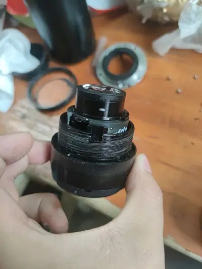 这次购买的两颗镜头是尼康af 50mm  f1.4镜头和尼康af 24mm 2.8镜头，成色都十分的棒，经过简单的清理，可以看到状态等等都非常好！a和24 2.8由于af自动对焦故障，对焦环卡死，目前还没有修复好，但是无伤大雅。感谢挖煤姬平台让我购买到物美价廉的二手...