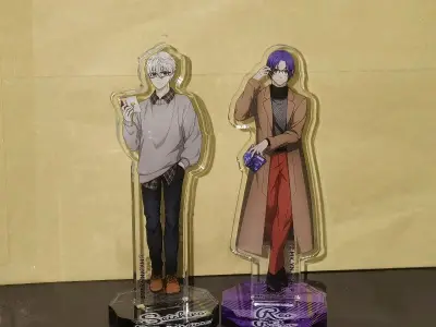 考虑到挖煤姬有一年50单的上限，在这里记个数也很合适。（但可能根本用不完）上一单后来发现色纸虽然没撞角但是撞面上了……只能说骏河屋你裸寄还是不行！蓝锁自己读书之秋这个柄图堪称我重新回来海淘的万恶之源（x），然后越买越多（你）
总之！非常美丽！