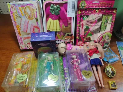 帮朋友采购的玩具 很多都是骏河屋的货 没想到状态都非常的好 减重之后箱子不大 丝滑通关了 还会继续买买买