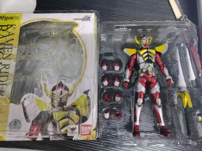 东西不错啊，收到还是很惊喜的，成色非常好，这次走的是竹蜻蜓，还挺快的，包装也很严实，目前还没有出现过包装破损的情况。而且很便捷不用担心海关抽查啥的，根本不会卡住，大爱假面骑士，确实从日本那边买会便宜好多