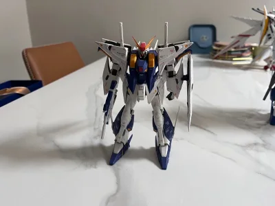 gff0025柯西+大白鹅组合，整体漆面感觉可能是fix里最次的那一档，糊的有点过分，并且pvc的比例非常高，应该是没多少数码开模的部分