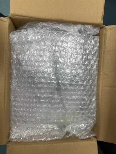 这次买的是一些散货，虽然没有盒子，但是价格很合适，比国内便宜一半，自己玩就无所谓啦，卖家打包很好，收到后无损坏，舍不得拆开！喜欢！