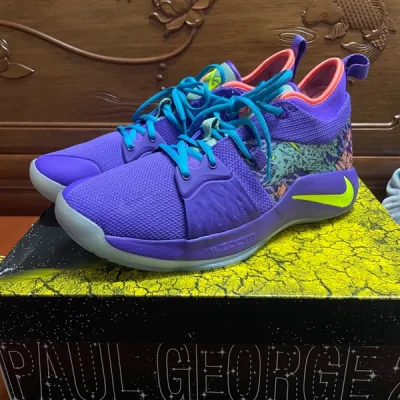 鞋子来了我很喜欢很新与商家描述一样 实战性非常好 翻测翻也非常ok期待我的下一次购物 卖家是个不错的人