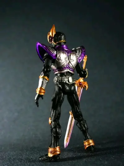 sic极魂 空我 天马 青龙 泰坦
其实真的很喜欢这个系列，又小巧又便宜
涂装上也很不错，很细致
还自带地台特效件，属实喜欢，随手把玩就挺好 。