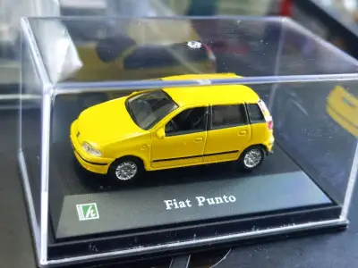 又收到一箱1：72比例的迷你小车，合单之后走可追踪小航空非常快，一星期就收到啦，打包很完美小车保护的都很好，就喜欢这种小而精致的车模，完美的海淘体验！