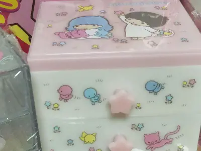 这次购物很满意，买到了喜欢的东西，就是被税了，其他都很满意。客服的服务态度也很好，这是一次愉快的购物体验！我期待下次的购物*^_^*