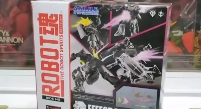 今天入手的是robot魂的第263号产品，联邦军特效件套装，本套特效是以A.N.I.M.E.系列为主要适用对象，内容包含了MS战斗中的光剑击穿、射击命中与斩击等效果，能够通过与MS产品进行搭配，摆出具有动感且残酷的战争场面。
内容物都是特效件，全部放在吸塑包装里，而...