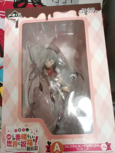 宝贝收到了，卖家发货很快，物流也非常给力，客服服务态度极好，很有耐心、给人一种亲切感，好喜欢。还有包装精美，高端大气上档次；看得出来商家很用心。