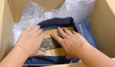 这次东西被保护的很好，很快到手了，大概也就两周。希望以后挖煤姬可以开通更多的邮寄渠道，也开个包税路线啥的。