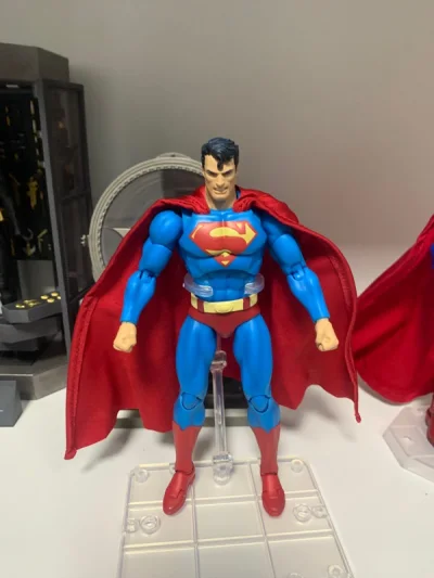 第一次在平台买东西，感觉还不错，虽然历经漂洋过海，但是打包的很严实，没有发现任何破损的地方，里面也没有中奖，挺好！