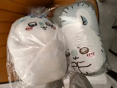 在挖煤姬买到了心心念念的飞鼠宝宝，每一次的体验都很好，下单方便代切快速，发货也超乎想象的快~
虽然两只娃娃的体积比较大，走其它物流或多或少会担心被税，但是竹蜻蜓的包税服务帮我省掉了很多烦恼！是低价商品省邮费的不二之选，超级推荐姐妹们选择！
第二次使用竹蜻蜓大概花了1...