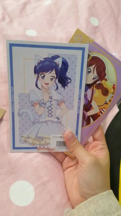 首次切煤大成功～
小偶像们太完美了！
因为中间不小心忘了，所以从第一个订单付款到收到宝贝已经过了一个半月……（我的我的）
不得不说竹蜻蜓真的很方便便宜，非常棒。
宝贝们也没有损伤，唯一一点折痕是我拆看放回时嗑出来的（泪）
挖煤姬真好用啊，等有空了还要再切。
（卡片因...