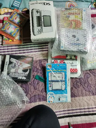 等待了一个多月，入冬以来物流合单都比以前慢了，好在交了税安全到家，东西很满意没有破损，挖煤姬打包还是挺好的，后续还有没到的，机子都很漂亮。