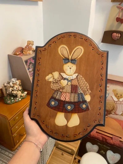 又快又便宜！希望能够多开通一些商品适用竹蜻蜓呜呜呜去，现在越来越严了，好几次木制品都审核不通过害！东西非常漂亮哦～不得不说太精致了，手工能力太强了！爱了，无限回购的宝藏app