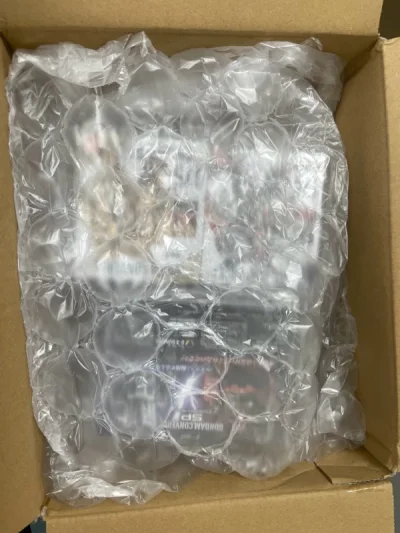 以前一直知道这个套装，但是从没想过要买，因为国内有点贵，但是这个卖家一直降价，就心动了，新旧程度一般般，自己玩就无所谓了，包装和物流总体还是比较满意的！