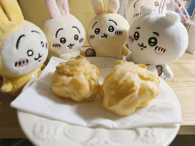 连着到了两箱竹蜻蜓。这箱是切的四个小扭蛋，都是特别特别可爱的宝宝。竹蜻蜓的包装还是一如既往的好，价格也非常实惠，除了稍微等的久了一点以及数量限制，没有别的缺点了。