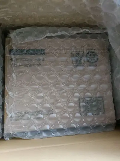 算是顺利的到达了，虽然这次用的时间久一点。东西很正，是正版全新未拆封的，也没有什么盒压，平台购入也及时