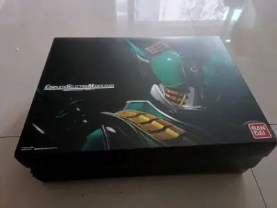 非常好 成色很新 cs电王真的比csm大一圈 成色真的很棒 都是好盒非常赞 太棒了赞赞赞 谢谢所有工作人员 让我买到了喜欢的东西