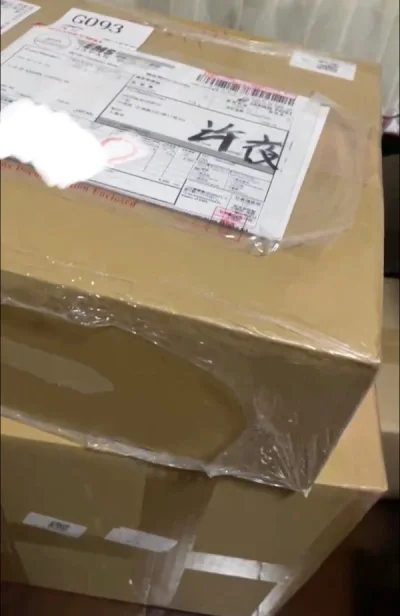 又快又好。前两天拿到货了特别激动，赶紧打开，宝贝真的很不错哦，外观很精美，质量也很不错，赶紧体验了一下，觉得真的是物有所值啊，值得回购，喜欢的小伙伴们就不要犹豫了，赶快下单吧！尽管被税了但是N总体还是很愉快很方便的捏୧꒰*´꒳`*꒱૭✧︎