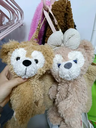 喜欢了很久的牛仔达菲还有水手达菲 终于蹲到了好价 竹蜻蜓时效也很快 非常满意的一次购物 下次还买！达菲妈狂喜~