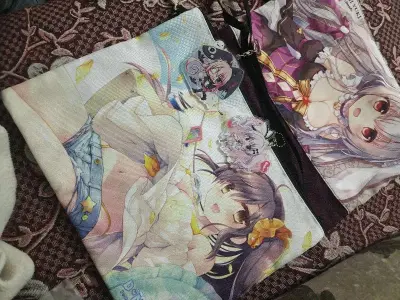 非常喜欢骏河屋的机器人自动切服务，可以很快的切到自己想要的东西，而且骏河屋的手续费也很低，基本上买小东西一个也就50日元的手续费，发送过来的包装压缩的很小，原袋什么都都有，看起来就像全新未拆封的产品，这次选了竹蜻蜓的物流，意料之外比较快，总之收到很开心