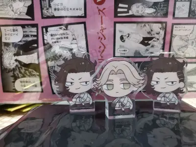 哈哈，不知道为什么又切了复数，不过到手是真的可爱呢！非常喜欢，萌萌的三个小家伙～
这单还切了两整盒色纸，好家伙，盲拆的快乐我懂了，全部拆出来的场面真的很震撼