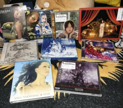 这次杂七杂八一样买了一张，品貌都挺好的，现在买日音碟几乎都在挖煤姬买！品貌有保证，其次品类也多，周末很多店铺会有折扣可以看看，建议白天拍代切要快些，不然晚上拍可能要到第二天才会代切，其次合单时间有点久，建议提提合单速度别的没问题！