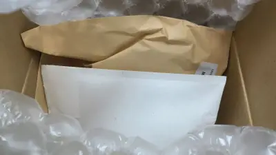 这次切的是守护甜心的谷，吧唧的价格还是很不错的，本来担心切不到，但挖煤姬还是很及时的。物流照常选了竹蜻蜓，时间虽然等的久一点，但整体体验感很好！