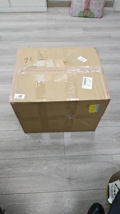 用了海运，时间长，单价价格低，有些不能用竹蜻蜓，非常好用，界面友好，一次性买了好多，有些是大的海报餐垫，海运还是划算