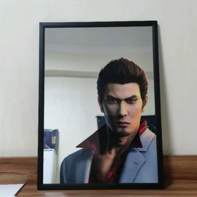 抽赏没抽到A赏大镜子和E赏万年历，出荷后在煤炉蹲到了好价，因为是易碎品，很担心路途中碎掉，还花100円加厚了包装。收到前一直在担心，拆开后没有破损才放下心来。Lucky～
很重的东西，但是走竹蜻蜓很划算。