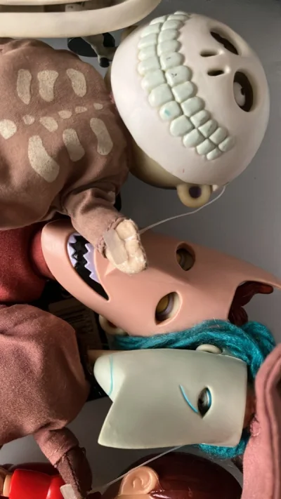 前几周收到的，外箱干净无压坏，箱内泡泡纸塞了很多，物品都有单独保护，打包保护到位无受损，期待下一箱。