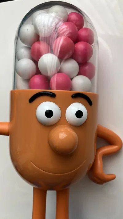 箱子不大，外箱干净无压坏，箱内泡泡纸塞了很多，物品都有保护，物品无受损，包装到位。期待下一箱的到来。