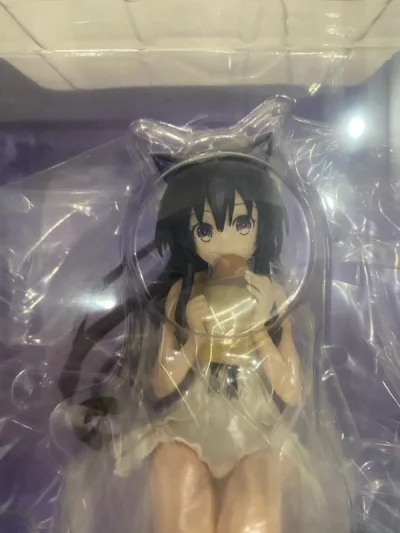 这款非常精致的一款。这是和约会大作战狂三一起出的一款。限定款市面上非常的少。抓住了机遇就买下来了。整体不错。