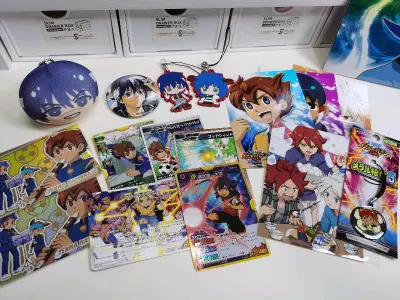 已经是挖煤姬的忠实老顾客了，这次的竹蜻蜓意外挺快的夸奖一下。。。请保持住这个速度，没额外包装但箱子里真的塞了不少气泡纸，纸片安全到达了，状态也很八错。能买到特别特别难买的生写和小稀有音乐祭已经狠狠满足到，小鼻嘎橡胶状态也特别特别美，老公的吧唧也无伤，浮雕工艺有点牛牛...