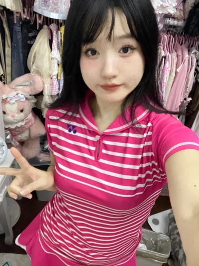 好喜欢yy的衣服～jp版很多好看的！买了好多套 发一下最喜欢的两件～超可爱！超可爱！第一次没有被税感动～