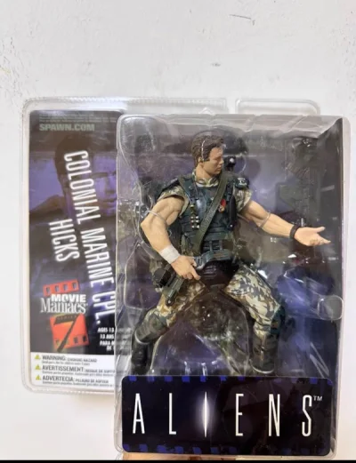 麦克法兰异形2士兵东西超新，这么多年居然保存的这么好，雨宫庆太的橡伎，老物中的老物了，可动虽然一般，但是造型不含糊，还有小机关，闭眼睛下单系列